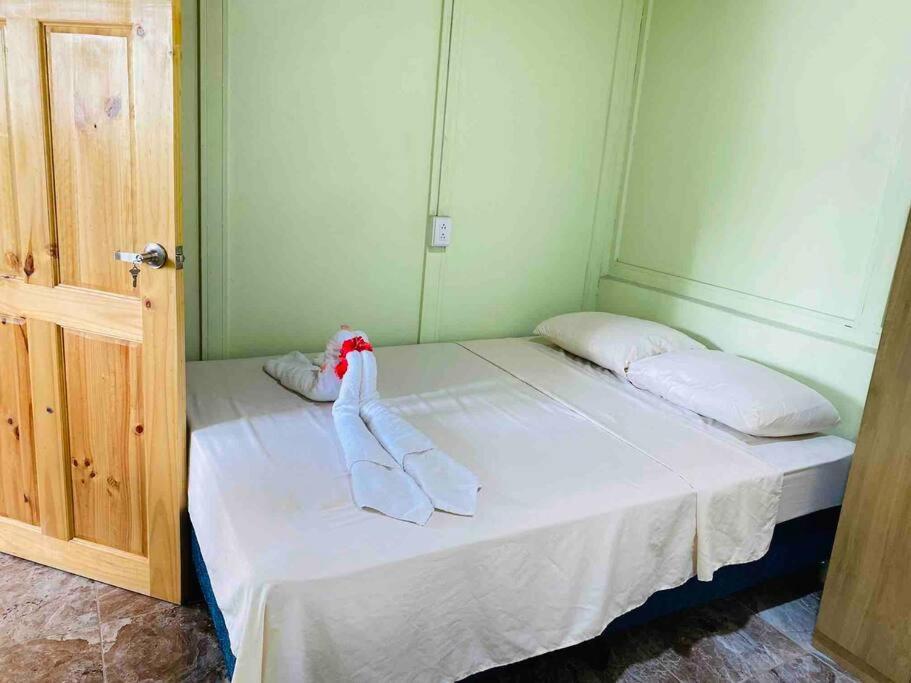 Villa Casita Colorada, Sierpe De Osa Esterno foto